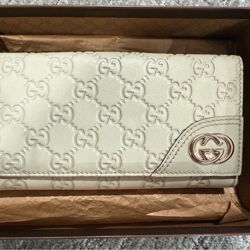 Gucci Cream Guccissima GG Embossed Long Wallet